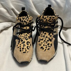 Steve Madden Cliff Cow Hair & Leather Shoe 9M